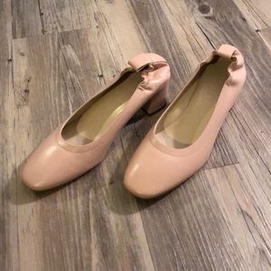 NWT Everlane Day Heel